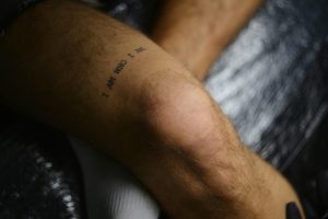 2Age Matters Choosing Partial vs Total Knee Replacement in Your 40s vs 70s